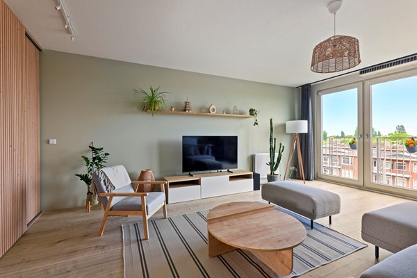 Medium property photo - Bos en Lommerplein 46, 1055 EK Amsterdam